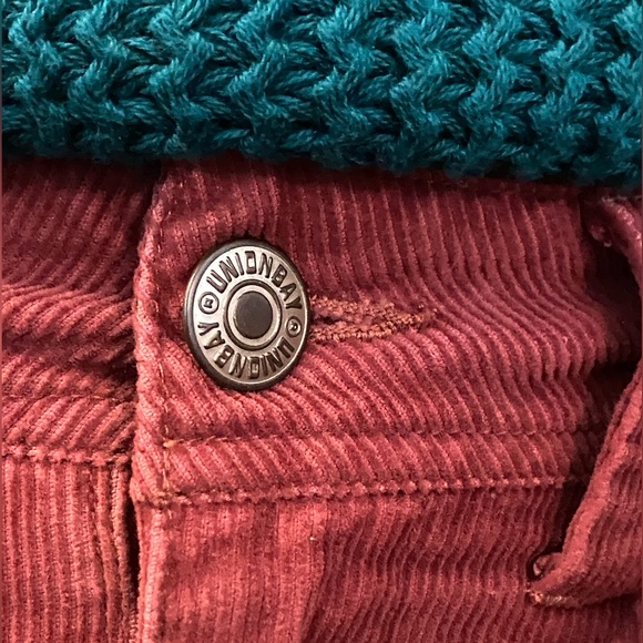 SOLD CROSS POSTED!!! UNIONBAY Corduroy Mini Skirt - Picture 5 of 6